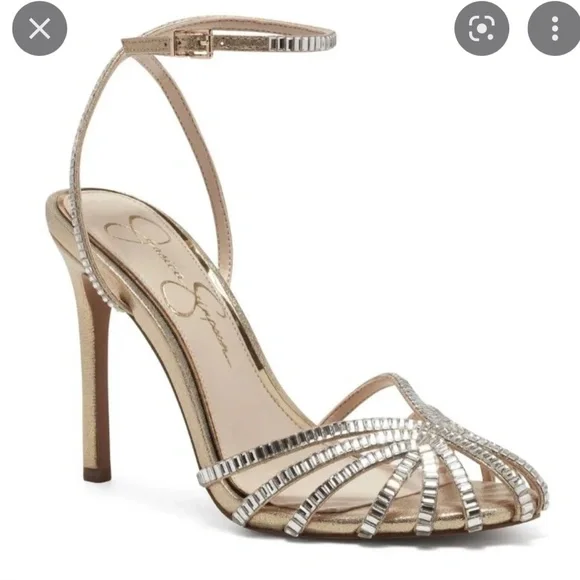 Heels - Picture 2 of 3